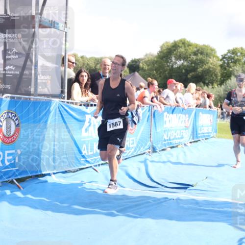 25.08.2024 - Elbe Triathlon Hamburg H.Heesch http://msf.ph/oto/6876624 25.08.2024 12:07:25 Ziel 1567, 1601, 1640 meine-sportfotos.de