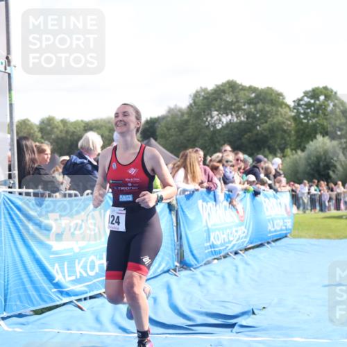 25.08.2024 - Elbe Triathlon Hamburg H.Heesch http://msf.ph/oto/6876640 25.08.2024 11:17:56 Ziel 124, 221, 333, 363 meine-sportfotos.de