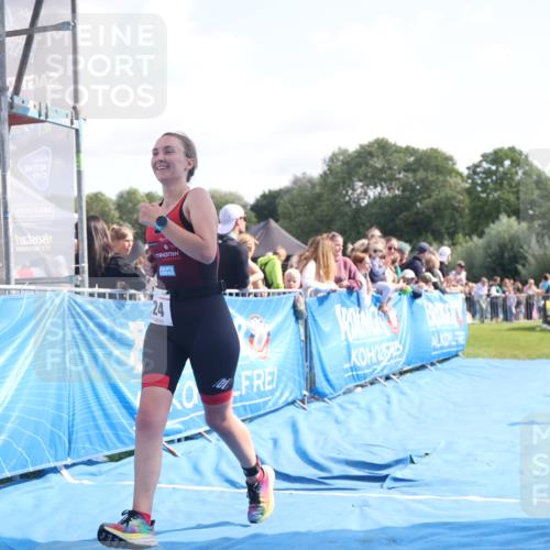 25.08.2024 - Elbe Triathlon Hamburg H.Heesch http://msf.ph/oto/6876649 25.08.2024 11:17:56 Ziel 124, 221, 333, 363 meine-sportfotos.de