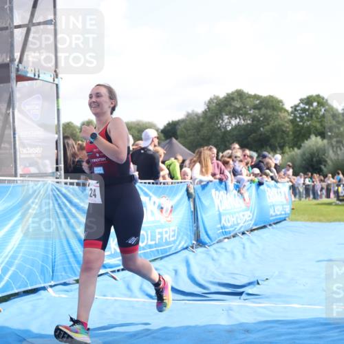 25.08.2024 - Elbe Triathlon Hamburg H.Heesch http://msf.ph/oto/6876652 25.08.2024 11:17:56 Ziel 124, 221, 333, 363 meine-sportfotos.de