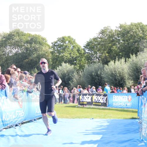 25.08.2024 - Elbe Triathlon Hamburg H.Heesch http://msf.ph/oto/6876674 25.08.2024 11:18:04 Ziel 363 meine-sportfotos.de