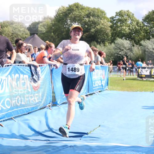 25.08.2024 - Elbe Triathlon Hamburg H.Heesch http://msf.ph/oto/6876713 25.08.2024 12:07:43 Ziel 1489, 1513 meine-sportfotos.de