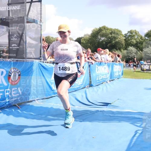 25.08.2024 - Elbe Triathlon Hamburg H.Heesch http://msf.ph/oto/6876742 25.08.2024 12:07:44 Ziel 1489, 1513 meine-sportfotos.de