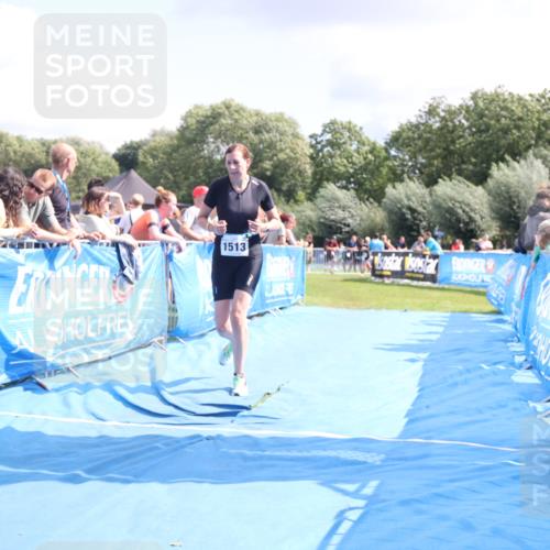 25.08.2024 - Elbe Triathlon Hamburg H.Heesch http://msf.ph/oto/6876793 25.08.2024 12:07:50 Ziel 1489, 1513 meine-sportfotos.de