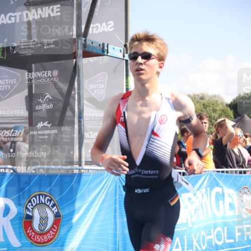 25.08.2024 - Elbe Triathlon Hamburg H.Heesch http://msf.ph/oto/6876803 25.08.2024 11:44:10 Ziel 1712 meine-sportfotos.de