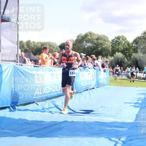 25.08.2024 - Elbe Triathlon Hamburg H.Heesch http://msf.ph/oto/6876845 25.08.2024 11:44:40 Ziel 718, 1449 meine-sportfotos.de