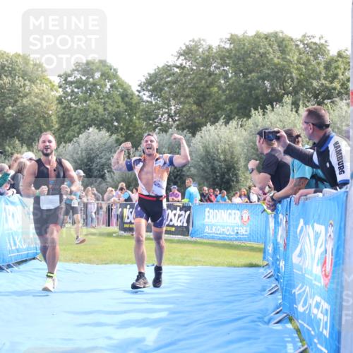 25.08.2024 - Elbe Triathlon Hamburg H.Heesch http://msf.ph/oto/6876846 25.08.2024 11:18:30 Ziel 312 meine-sportfotos.de