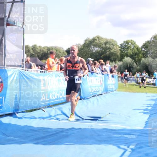 25.08.2024 - Elbe Triathlon Hamburg H.Heesch http://msf.ph/oto/6876847 25.08.2024 11:44:40 Ziel 718, 1449 meine-sportfotos.de