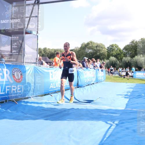 25.08.2024 - Elbe Triathlon Hamburg H.Heesch http://msf.ph/oto/6876855 25.08.2024 11:44:40 Ziel 718, 1449 meine-sportfotos.de