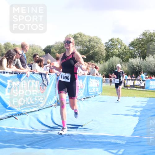 25.08.2024 - Elbe Triathlon Hamburg H.Heesch http://msf.ph/oto/6876874 25.08.2024 12:08:00 Ziel 1595, 1696 meine-sportfotos.de