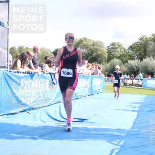 25.08.2024 - Elbe Triathlon Hamburg H.Heesch http://msf.ph/oto/6876886 25.08.2024 12:08:00 Ziel 1595, 1696 meine-sportfotos.de