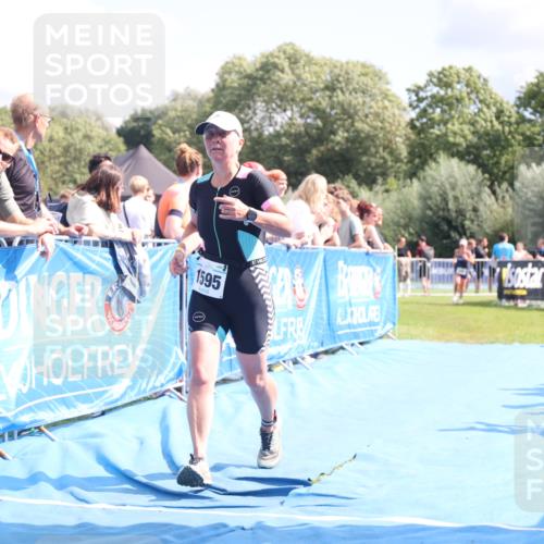 25.08.2024 - Elbe Triathlon Hamburg H.Heesch http://msf.ph/oto/6876900 25.08.2024 12:08:02 Ziel 1595, 1696 meine-sportfotos.de