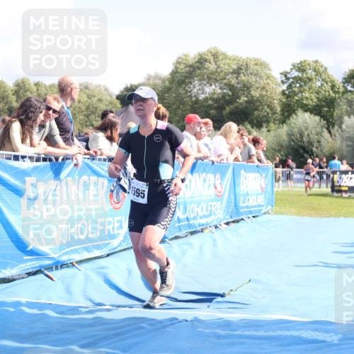 25.08.2024 - Elbe Triathlon Hamburg H.Heesch http://msf.ph/oto/6876912 25.08.2024 12:08:02 Ziel 1595, 1696 meine-sportfotos.de