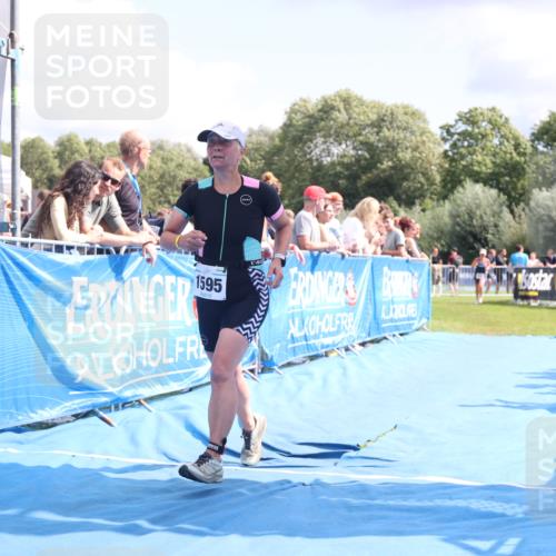 25.08.2024 - Elbe Triathlon Hamburg H.Heesch http://msf.ph/oto/6876919 25.08.2024 12:08:02 Ziel 1595, 1696 meine-sportfotos.de