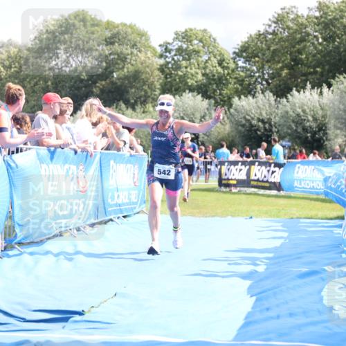 25.08.2024 - Elbe Triathlon Hamburg H.Heesch http://msf.ph/oto/6876928 25.08.2024 12:08:10 Ziel 542, 1678 meine-sportfotos.de