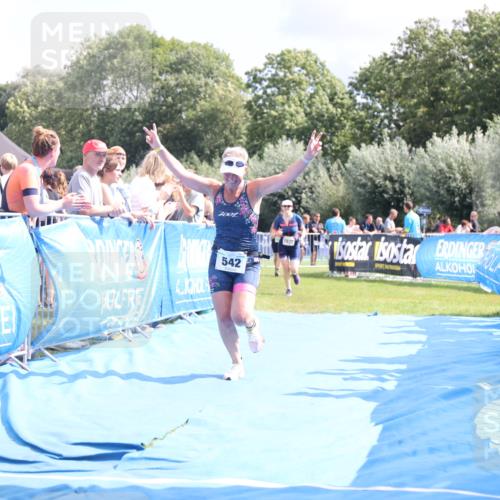 25.08.2024 - Elbe Triathlon Hamburg H.Heesch http://msf.ph/oto/6876943 25.08.2024 12:08:10 Ziel 542, 1678 meine-sportfotos.de