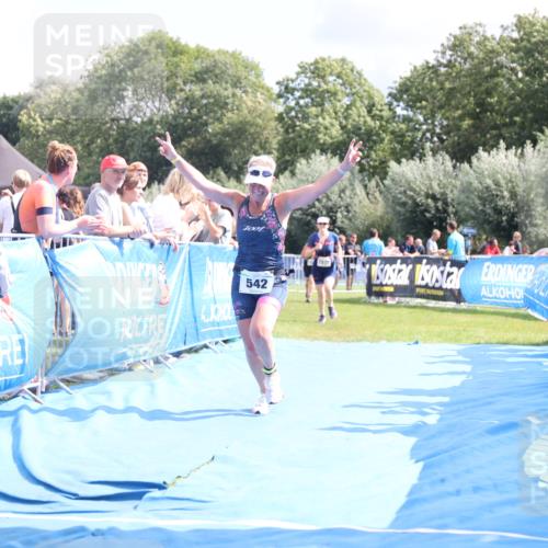 25.08.2024 - Elbe Triathlon Hamburg H.Heesch http://msf.ph/oto/6876946 25.08.2024 12:08:10 Ziel 542, 1678 meine-sportfotos.de
