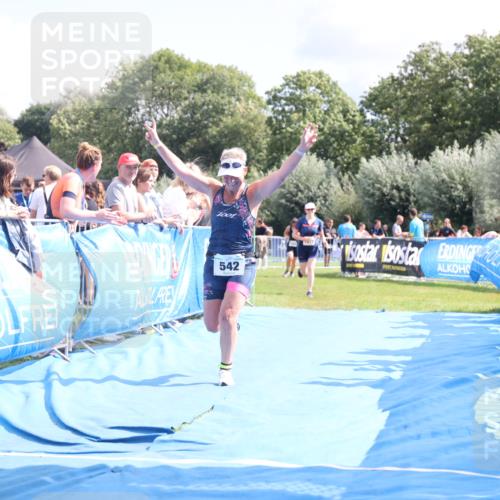 25.08.2024 - Elbe Triathlon Hamburg H.Heesch http://msf.ph/oto/6876961 25.08.2024 12:08:10 Ziel 542, 1678 meine-sportfotos.de