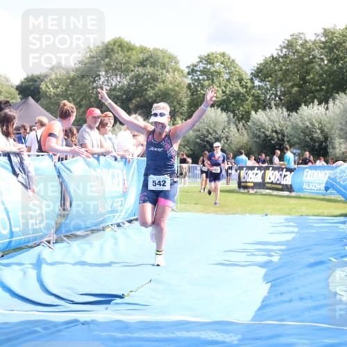 25.08.2024 - Elbe Triathlon Hamburg H.Heesch http://msf.ph/oto/6876964 25.08.2024 12:08:10 Ziel 542, 1678 meine-sportfotos.de