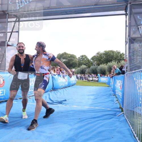 25.08.2024 - Elbe Triathlon Hamburg H.Heesch http://msf.ph/oto/6876965 25.08.2024 11:18:32 Ziel 312 meine-sportfotos.de