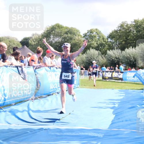 25.08.2024 - Elbe Triathlon Hamburg H.Heesch http://msf.ph/oto/6876979 25.08.2024 12:08:10 Ziel 542, 1678 meine-sportfotos.de