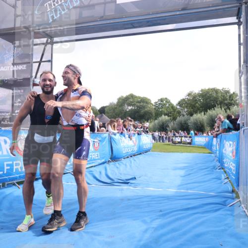 25.08.2024 - Elbe Triathlon Hamburg H.Heesch http://msf.ph/oto/6876984 25.08.2024 11:18:33 Ziel 312 meine-sportfotos.de