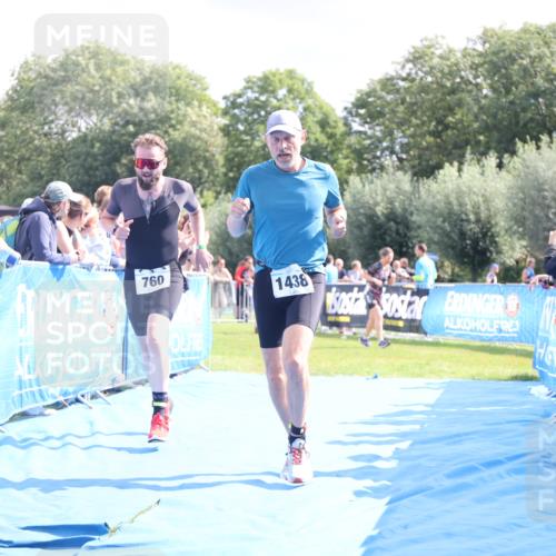 25.08.2024 - Elbe Triathlon Hamburg H.Heesch http://msf.ph/oto/6877010 25.08.2024 11:45:09 Ziel 760, 782, 1438, 1626 meine-sportfotos.de