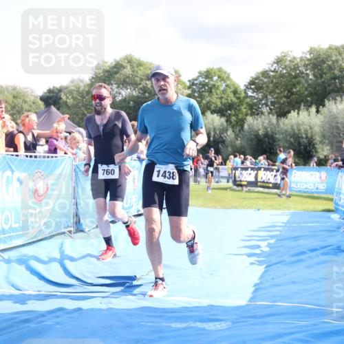 25.08.2024 - Elbe Triathlon Hamburg H.Heesch http://msf.ph/oto/6877045 25.08.2024 11:45:10 Ziel 760, 782, 1438 meine-sportfotos.de