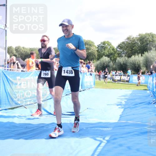 25.08.2024 - Elbe Triathlon Hamburg H.Heesch http://msf.ph/oto/6877074 25.08.2024 11:45:10 Ziel 760, 782, 1438 meine-sportfotos.de