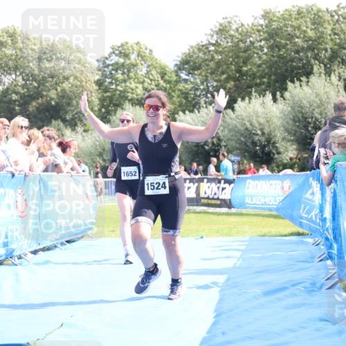 25.08.2024 - Elbe Triathlon Hamburg H.Heesch http://msf.ph/oto/6877107 25.08.2024 12:08:18 Ziel 542, 552, 1524, 1652, 1678 meine-sportfotos.de