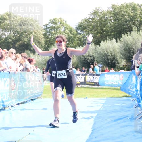 25.08.2024 - Elbe Triathlon Hamburg H.Heesch http://msf.ph/oto/6877113 25.08.2024 12:08:18 Ziel 542, 552, 1524, 1652, 1678 meine-sportfotos.de