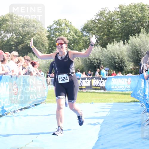 25.08.2024 - Elbe Triathlon Hamburg H.Heesch http://msf.ph/oto/6877116 25.08.2024 12:08:18 Ziel 542, 552, 1524, 1652, 1678 meine-sportfotos.de