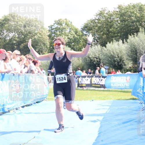 25.08.2024 - Elbe Triathlon Hamburg H.Heesch http://msf.ph/oto/6877117 25.08.2024 12:08:18 Ziel 542, 552, 1524, 1652, 1678 meine-sportfotos.de