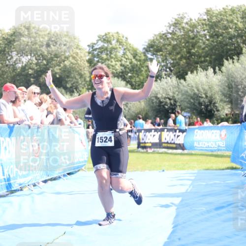 25.08.2024 - Elbe Triathlon Hamburg H.Heesch http://msf.ph/oto/6877120 25.08.2024 12:08:18 Ziel 542, 552, 1524, 1652, 1678 meine-sportfotos.de