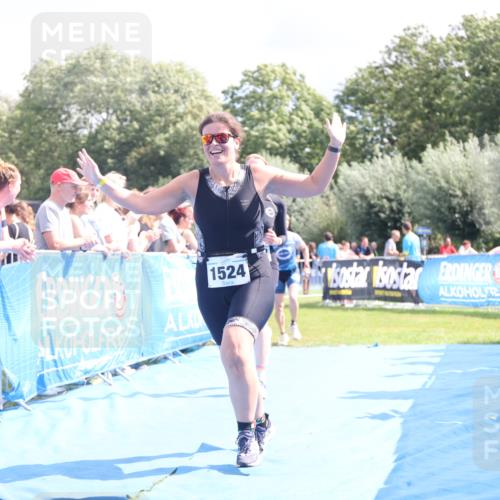 25.08.2024 - Elbe Triathlon Hamburg H.Heesch http://msf.ph/oto/6877128 25.08.2024 12:08:19 Ziel 552, 1524, 1652, 1678 meine-sportfotos.de