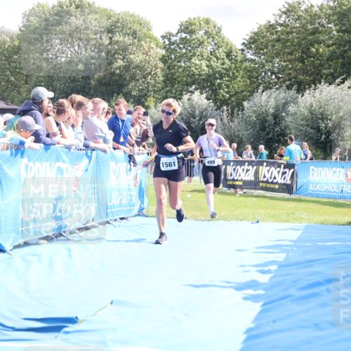 25.08.2024 - Elbe Triathlon Hamburg H.Heesch http://msf.ph/oto/6877144 25.08.2024 11:45:27 Ziel 499, 1561 meine-sportfotos.de