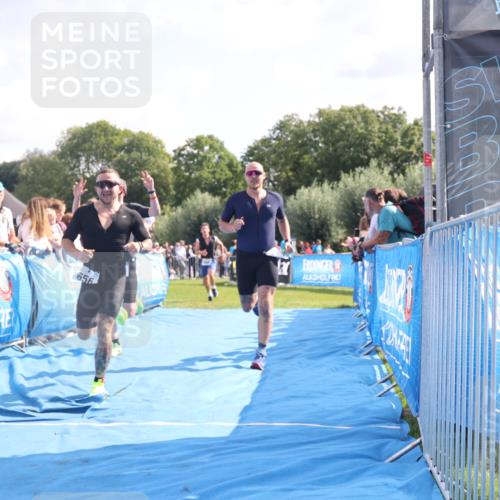 25.08.2024 - Elbe Triathlon Hamburg H.Heesch http://msf.ph/oto/6877215 25.08.2024 11:19:29 Ziel 435, 569, 593, 639, 656 meine-sportfotos.de