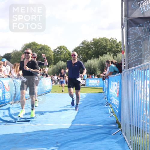 25.08.2024 - Elbe Triathlon Hamburg H.Heesch http://msf.ph/oto/6877224 25.08.2024 11:19:29 Ziel 435, 569, 593, 639, 656 meine-sportfotos.de