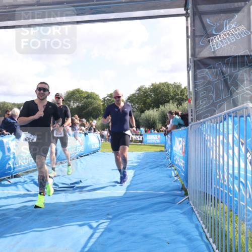 25.08.2024 - Elbe Triathlon Hamburg H.Heesch http://msf.ph/oto/6877246 25.08.2024 11:19:29 Ziel 435, 569, 593, 639, 656 meine-sportfotos.de