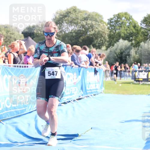 25.08.2024 - Elbe Triathlon Hamburg H.Heesch http://msf.ph/oto/6877248 25.08.2024 11:45:40 Ziel 547, 1715 meine-sportfotos.de