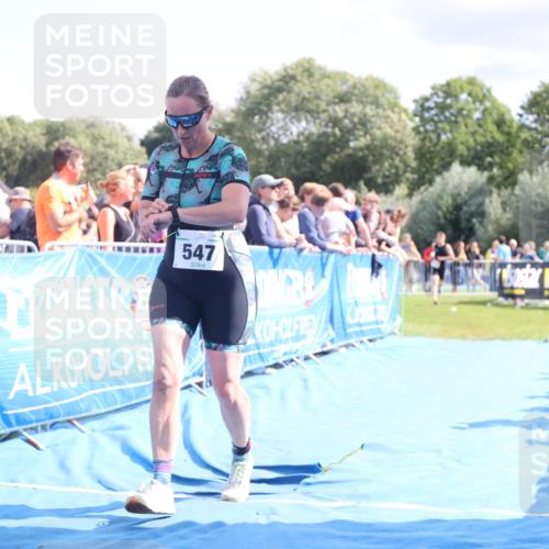 25.08.2024 - Elbe Triathlon Hamburg H.Heesch http://msf.ph/oto/6877254 25.08.2024 11:45:40 Ziel 547, 1715 meine-sportfotos.de