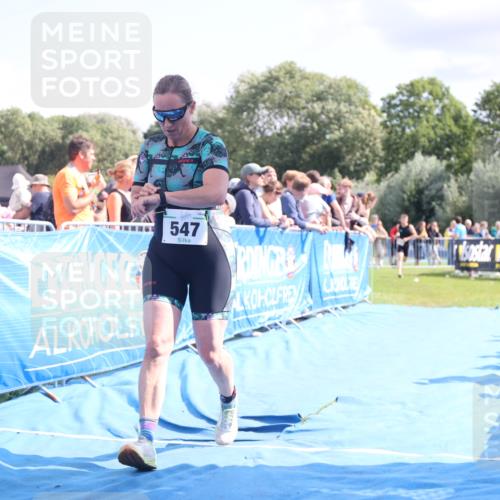25.08.2024 - Elbe Triathlon Hamburg H.Heesch http://msf.ph/oto/6877257 25.08.2024 11:45:41 Ziel 547, 1715 meine-sportfotos.de