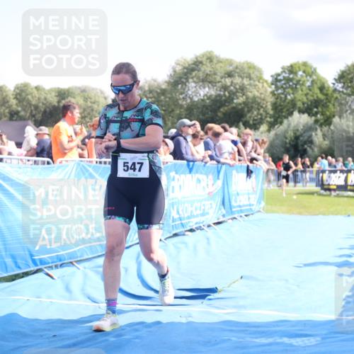 25.08.2024 - Elbe Triathlon Hamburg H.Heesch http://msf.ph/oto/6877259 25.08.2024 11:45:41 Ziel 547, 1715 meine-sportfotos.de