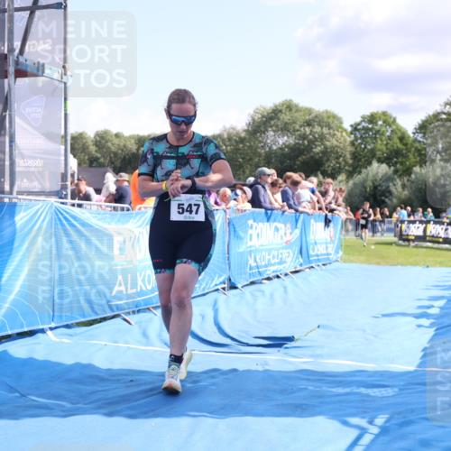 25.08.2024 - Elbe Triathlon Hamburg H.Heesch http://msf.ph/oto/6877272 25.08.2024 11:45:41 Ziel 547, 1715 meine-sportfotos.de