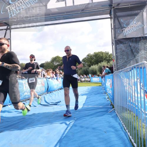 25.08.2024 - Elbe Triathlon Hamburg H.Heesch http://msf.ph/oto/6877273 25.08.2024 11:19:30 Ziel 435, 569, 593, 639, 656 meine-sportfotos.de