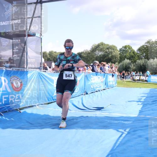 25.08.2024 - Elbe Triathlon Hamburg H.Heesch http://msf.ph/oto/6877281 25.08.2024 11:45:41 Ziel 547, 1715 meine-sportfotos.de