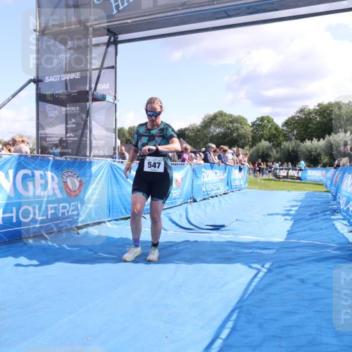 25.08.2024 - Elbe Triathlon Hamburg H.Heesch http://msf.ph/oto/6877287 25.08.2024 11:45:41 Ziel 547, 1715 meine-sportfotos.de