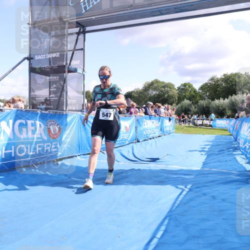 25.08.2024 - Elbe Triathlon Hamburg H.Heesch http://msf.ph/oto/6877295 25.08.2024 11:45:41 Ziel 547, 1715 meine-sportfotos.de