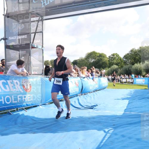 25.08.2024 - Elbe Triathlon Hamburg H.Heesch http://msf.ph/oto/6877311 25.08.2024 11:19:32 Ziel 435, 569, 593, 639, 656 meine-sportfotos.de