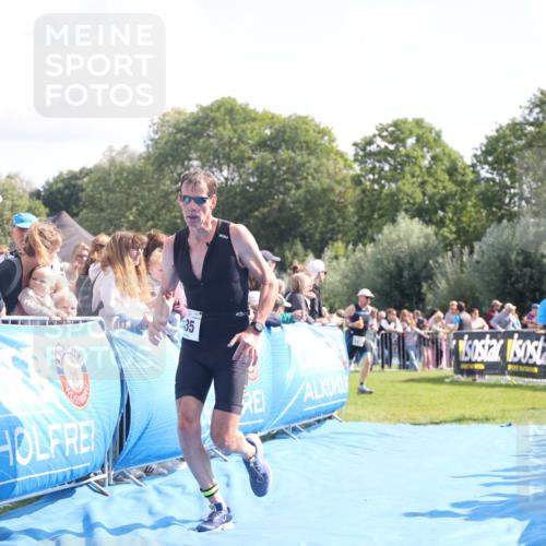 25.08.2024 - Elbe Triathlon Hamburg H.Heesch http://msf.ph/oto/6877328 25.08.2024 11:19:36 Ziel 435, 569, 593, 639, 656 meine-sportfotos.de